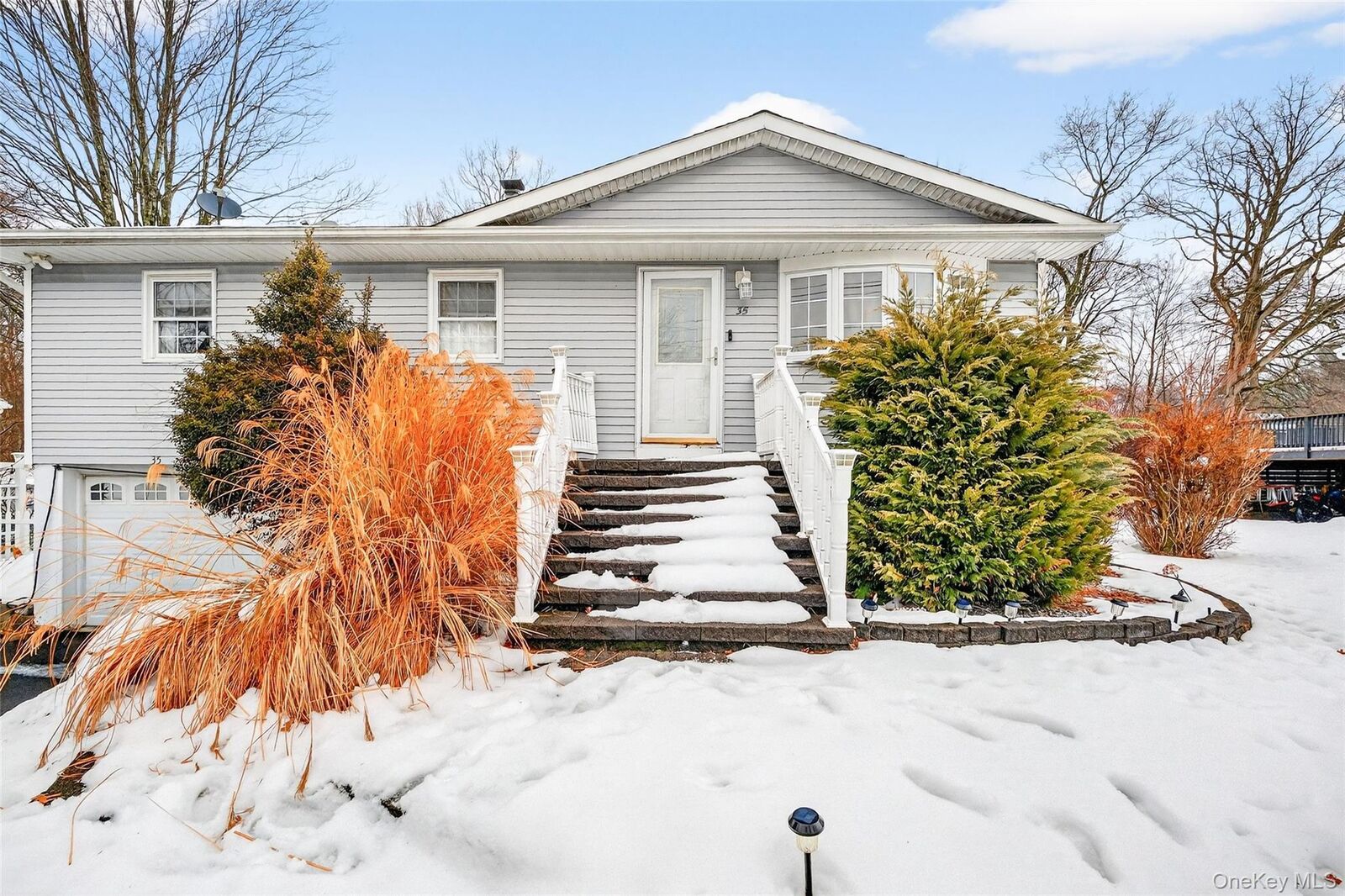 Property Photo:  35 Maple Lane  NY 10950 