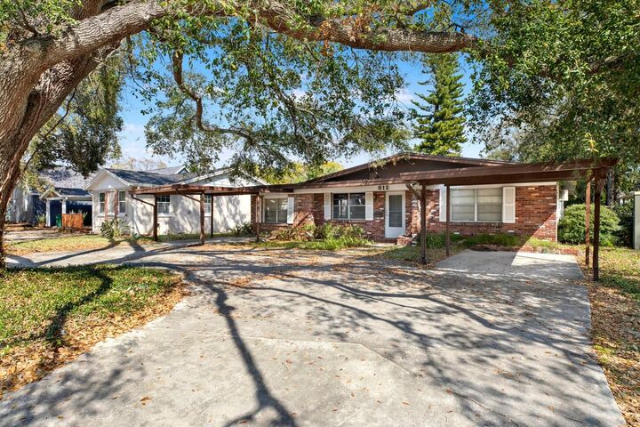 Property Photo: 812 S Macdill Avenue FL 33609