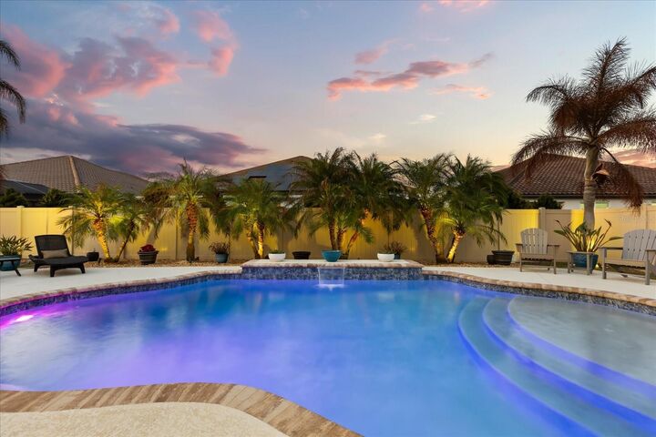 Property Photo: 19385 Pummelo Drive FL 32827