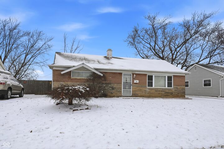 Property Photo: 1504 W Tate Street IN 46901