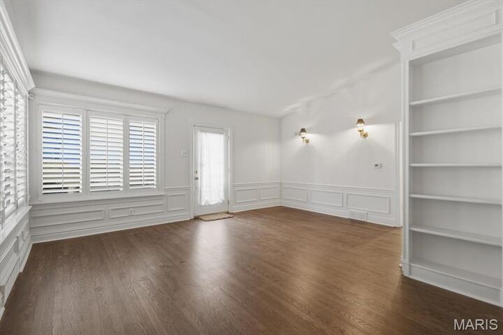 Property Photo:  49 Waverton Drive  MO 63124 