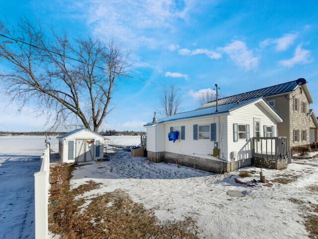 Property Photo:  19360 W Chippewa Drive  MI 49631 