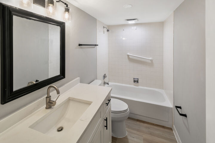 Property Photo:  375 Plum Creek Drive 108  IL 60090 
