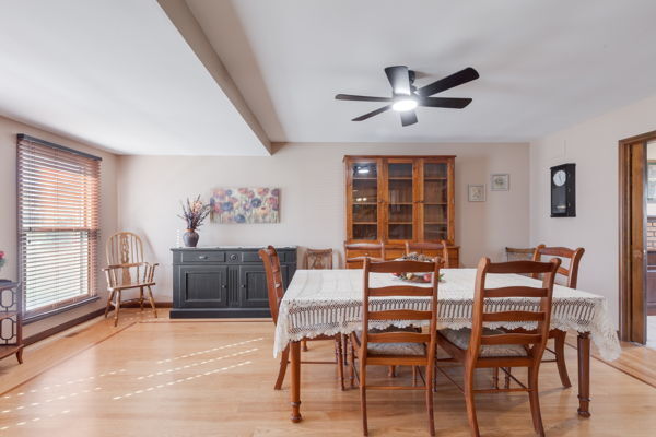 Property Photo:  38W512 Bittersweet Lane  IL 60124 