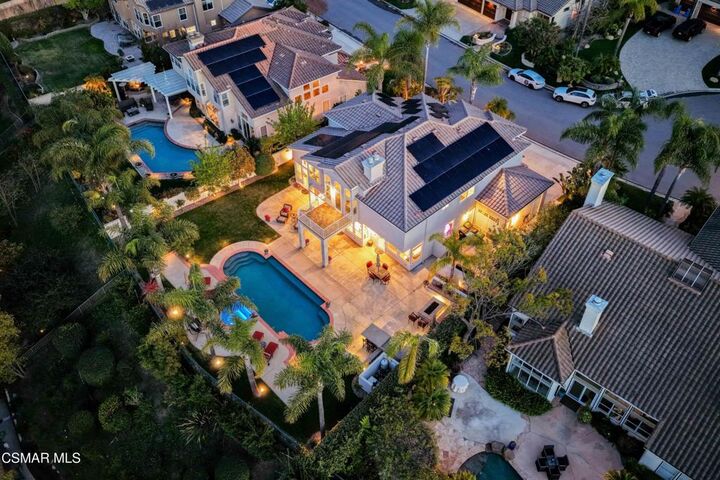 Property Photo:  759 Twillin Court  CA 93065 