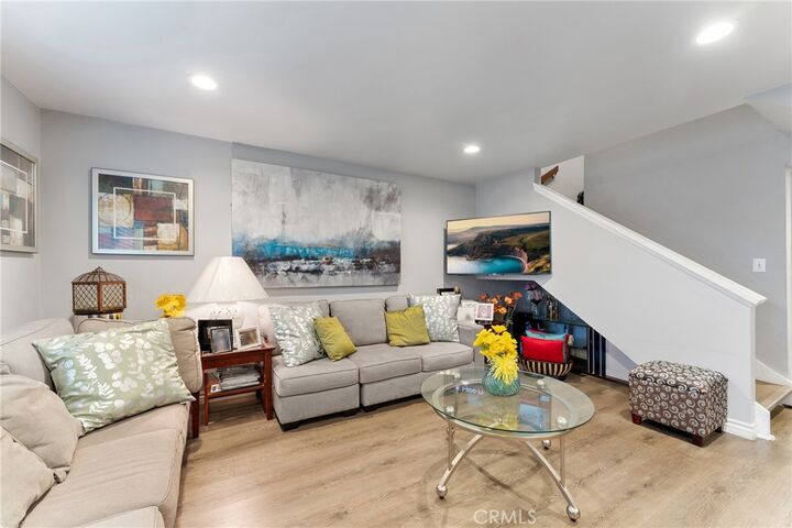 Property Photo:  1234 N Citrus Avenue 2  CA 91722 