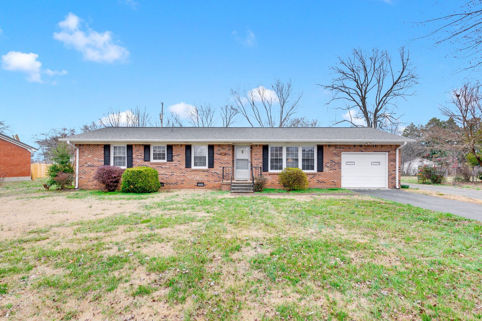 Property Photo: 818 Fair Ave TN 38464