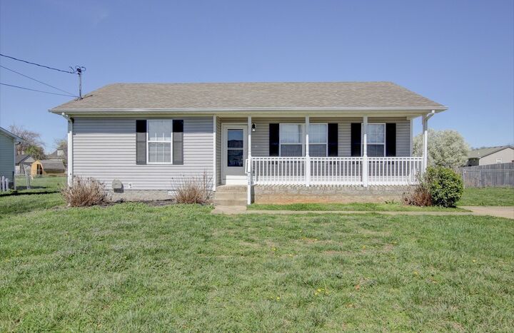 Property Photo:  118 Gleaves Ln  KY 42262 