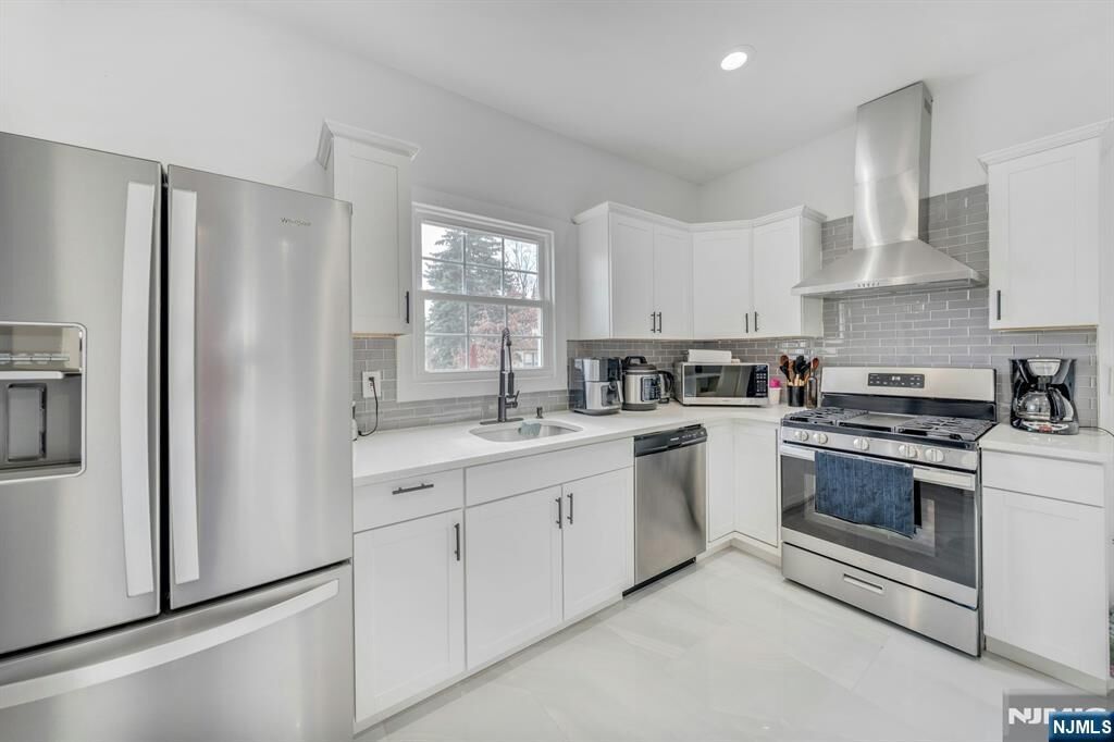 Property Photo:  106 Paine Avenue  NJ 07111 