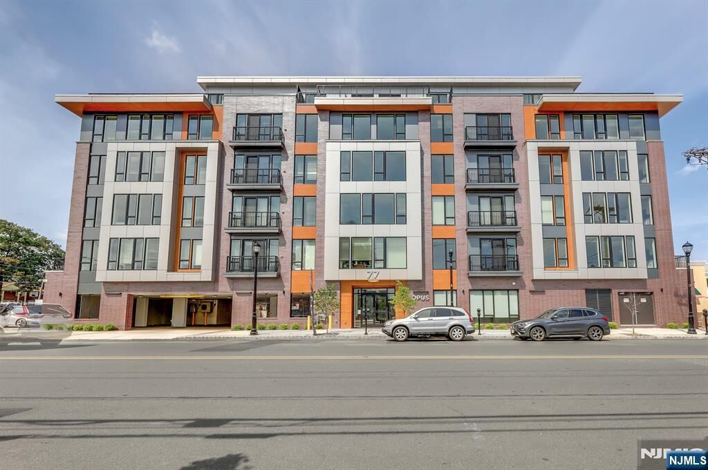 Property Photo:  85 Ridge Road 108  NJ 07031 