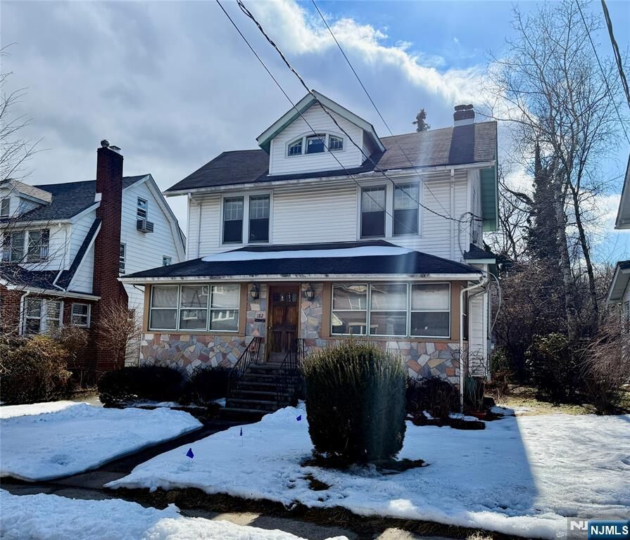Property Photo:  182 Hillside Avenue  NJ 07666 