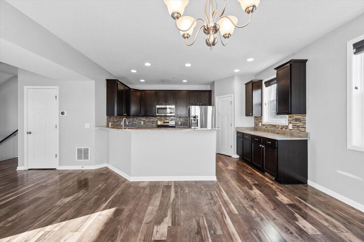 Property Photo:  9575 Jefferson Drive 1  MN 55317 