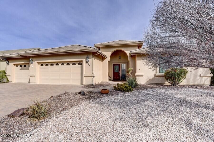 Property Photo:  7659 N Outlook Lane  AZ 86315 