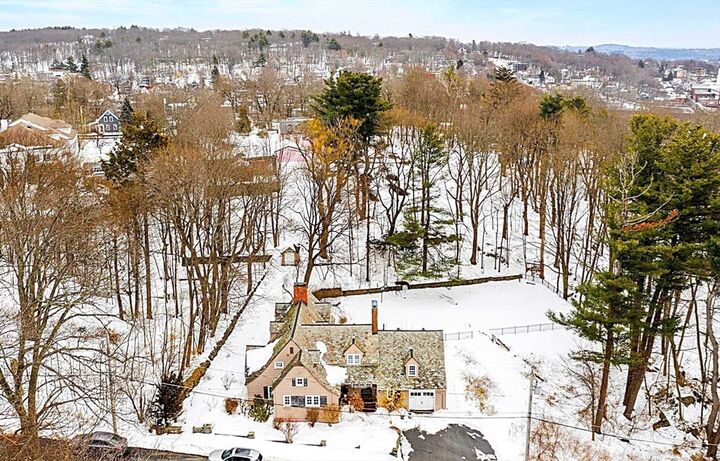 Property Photo:  47 Bond St  MA 01420 