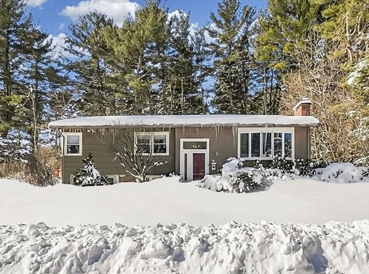 Property Photo:  10 Rolling Lane  MA 01701 