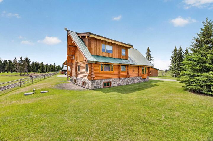 Property Photo: 32460 Range Road 61 3 AB T0M 1X0