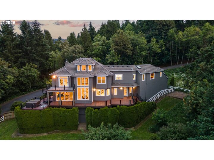 Property Photo:  2350 SW Turner Rd  OR 97068 