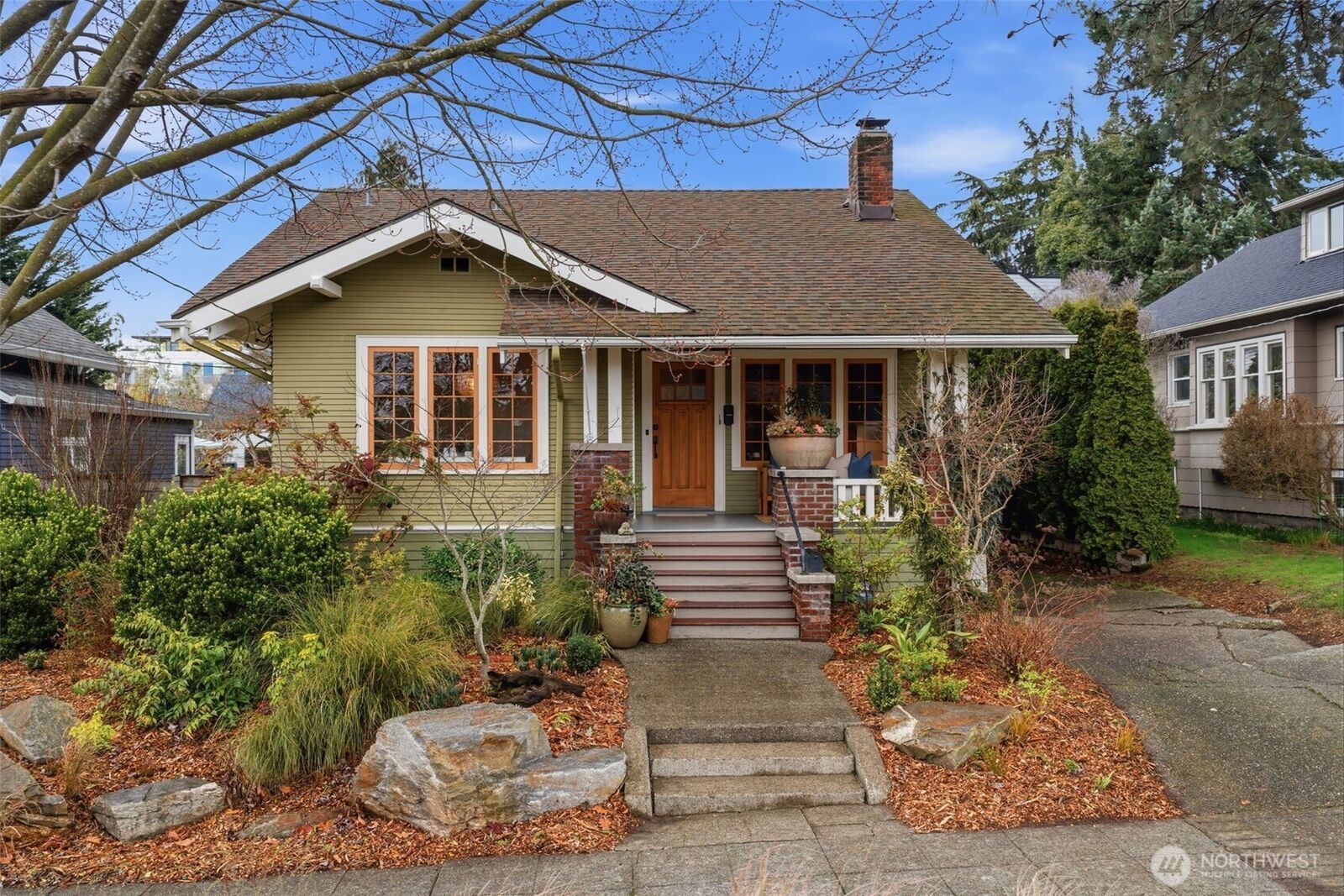 Property Photo: 7027 Alonzo Avenue NW WA 98117