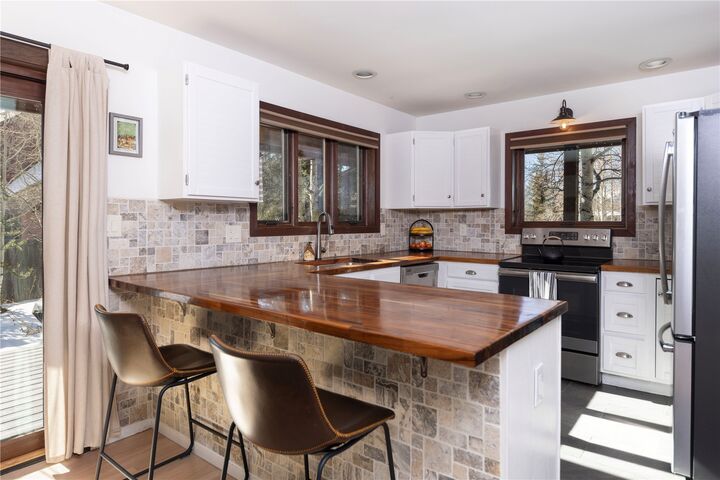 Property Photo:  357 Vail Circle  CO 80435 