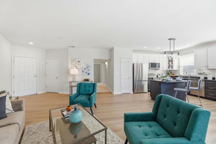 Property Photo:  1445 Fruitdale Avenue 313  CA 95128 