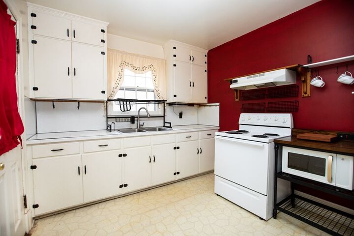 Property Photo:  4996 Farmville Rd.  VA 23901 