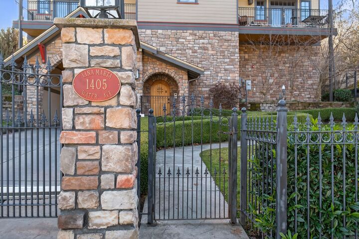 Property Photo:  1405 W Water Ave 202  WA 99201 