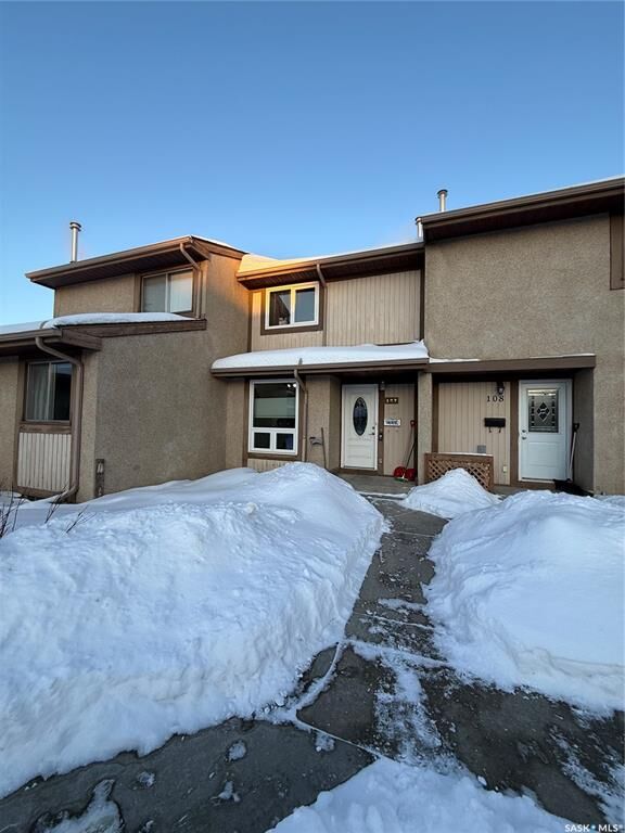 Property Photo: 1128 McKercher Drive 107 SK S7H 4Y7