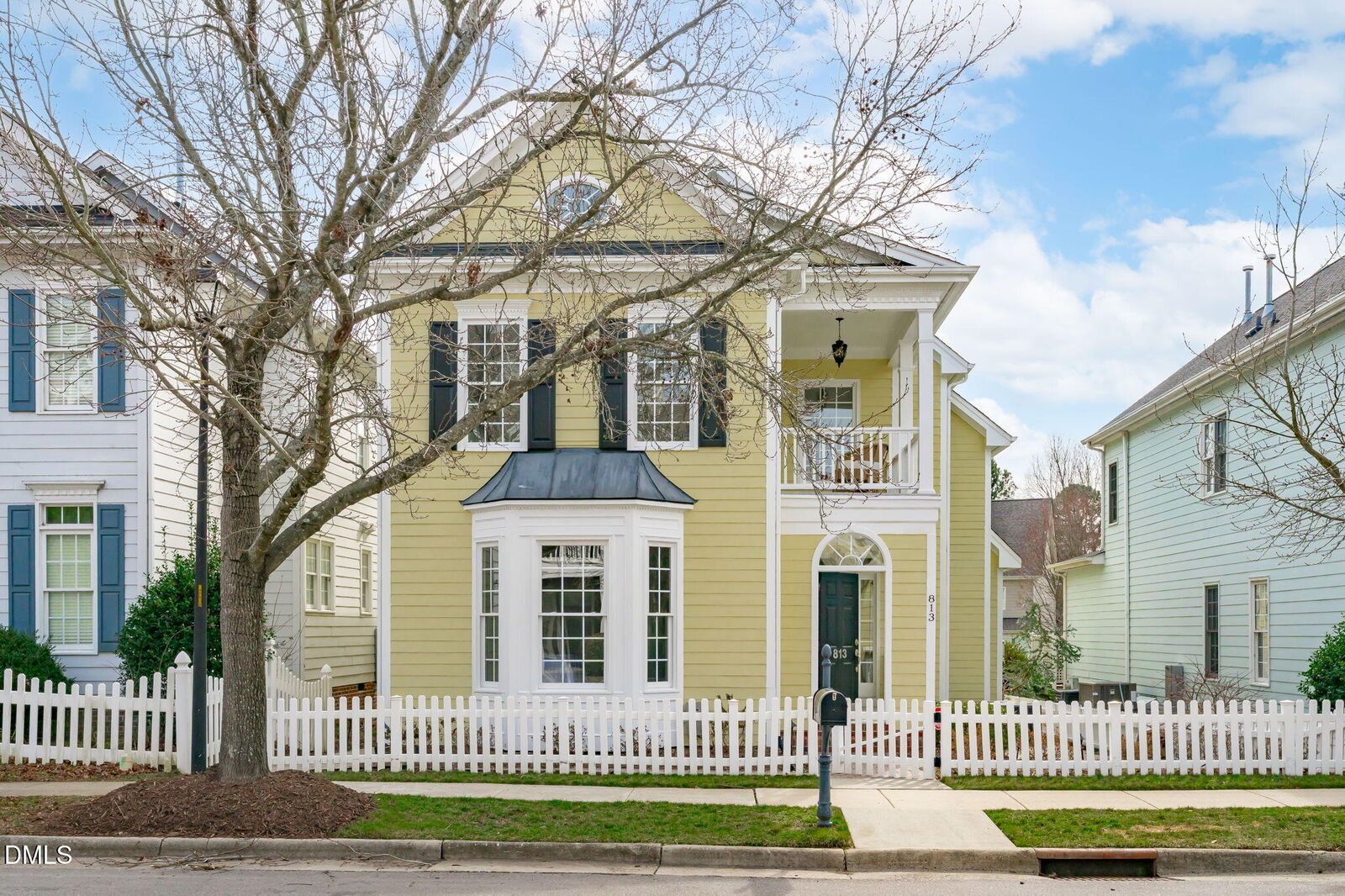 Property Photo: 813 Carpenter Town Lane NC 27519