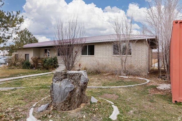 Property Photo:  550 W 285 N  UT 84654 