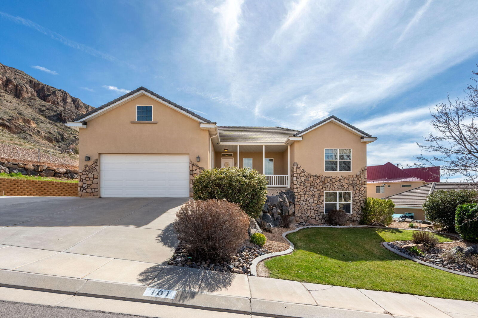 Property Photo: 101 W 1200 S UT 84737