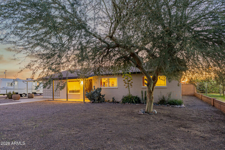 Property Photo: 512 S Margo Drive AZ 85281
