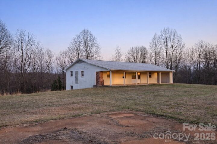 Property Photo:  2112 New Prospect Church Road  NC 28150 
