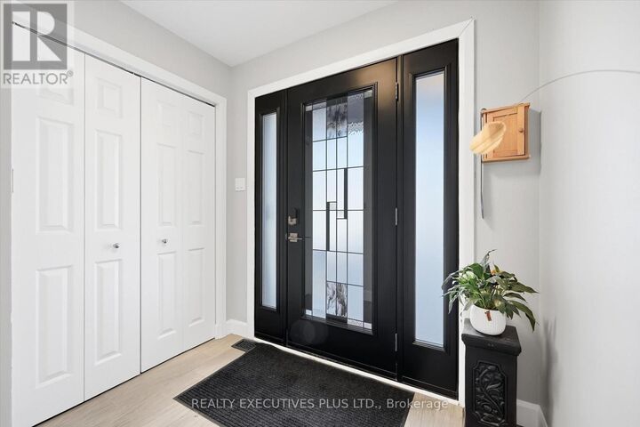 Property Photo:  1110 Trillium Place  ON K4K 1T1 