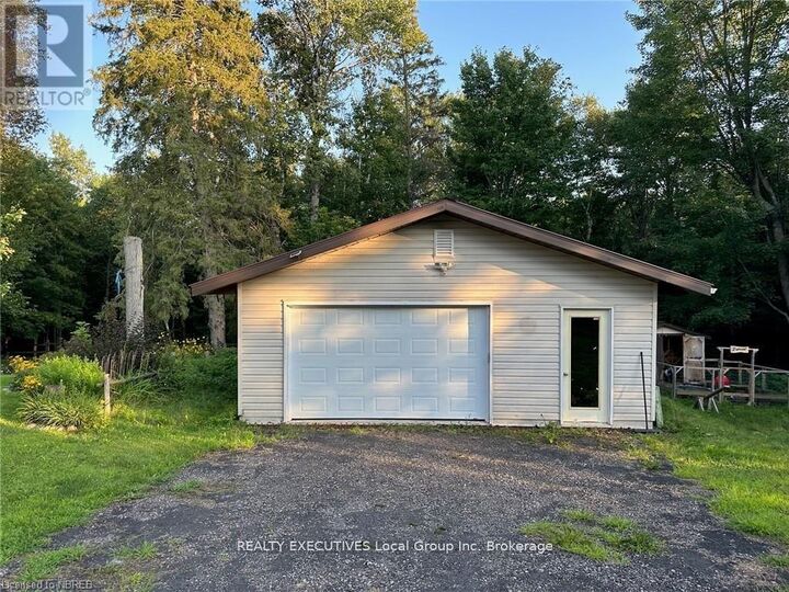 Property Photo: 1372 Village Road ON P0H 1B0