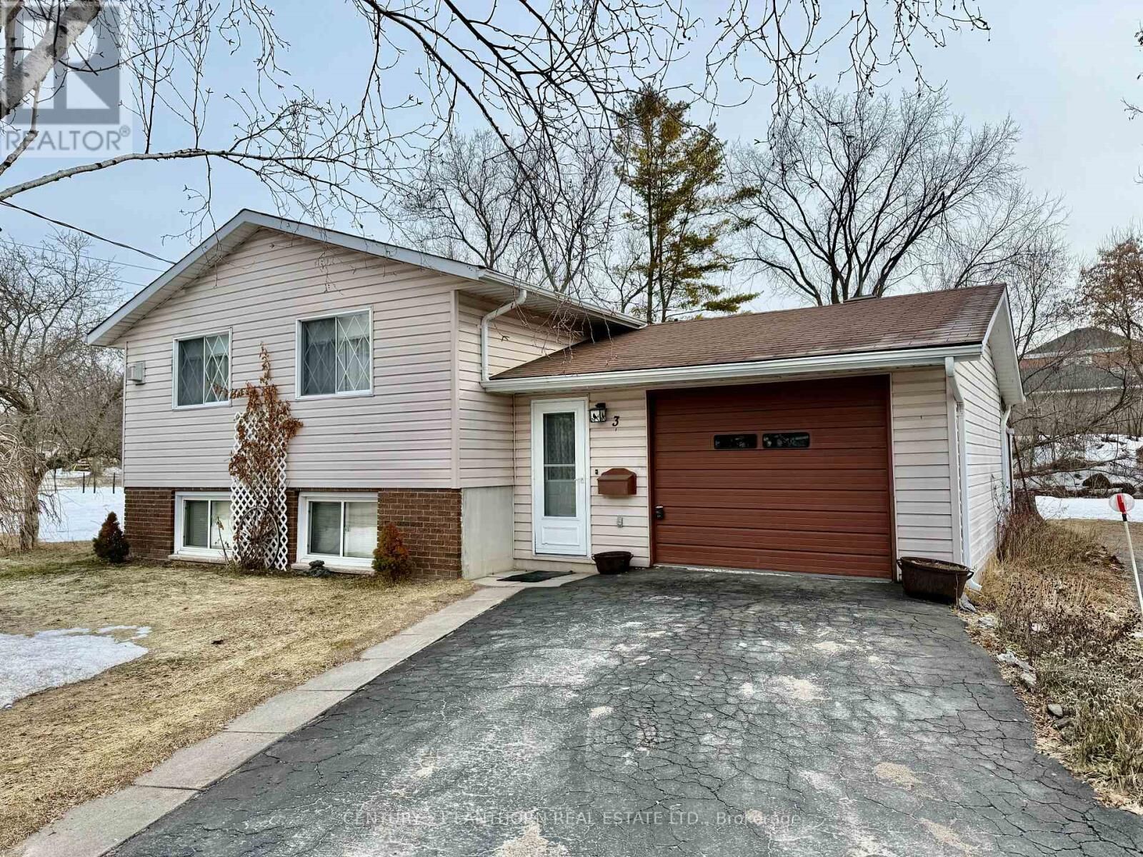 Property Photo:  3 Champlain Street  ON K0K 2K0 