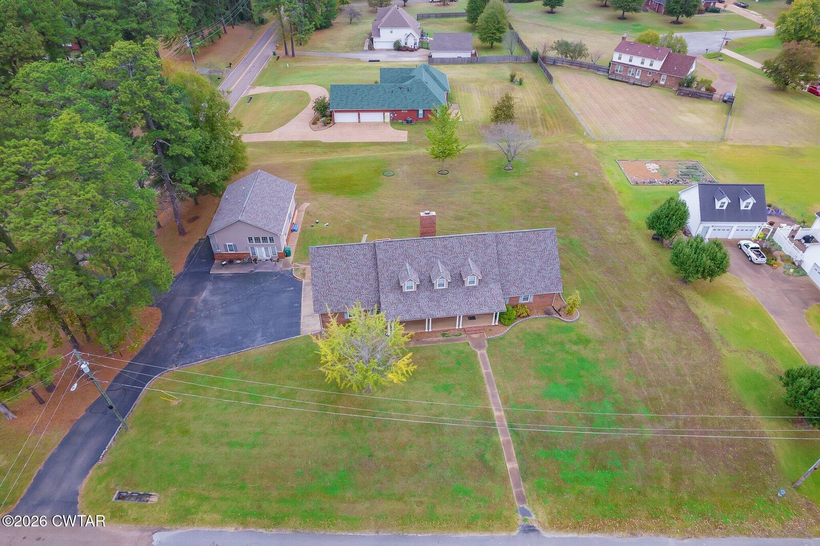Property Photo:  812 Pipkin Road  TN 38305 