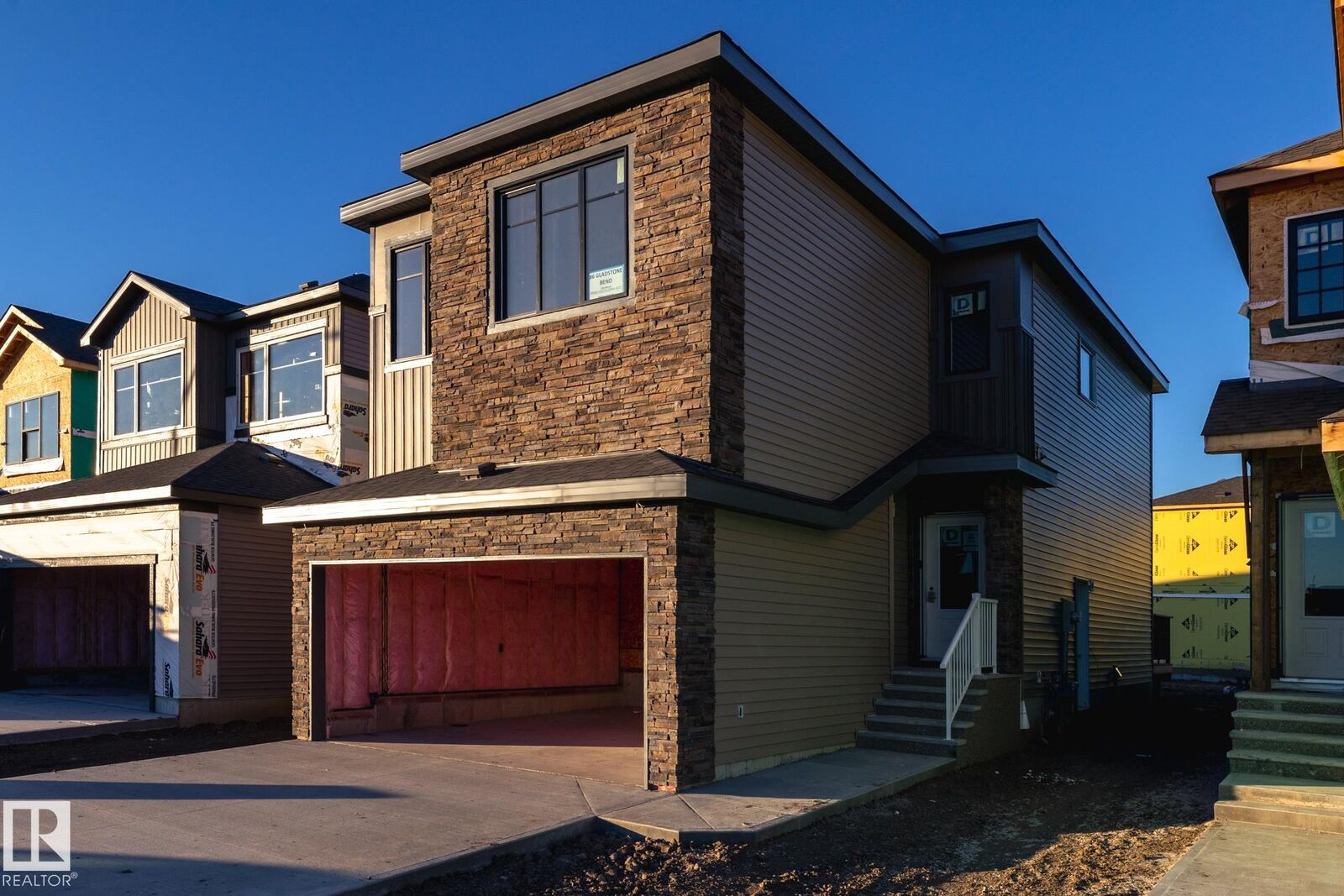 Property Photo:  86 Gladstone Bend  AB T7X 4E6 