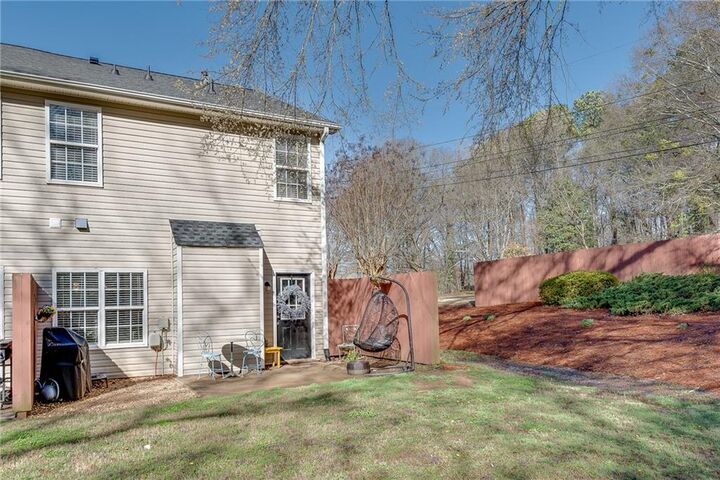 Property Photo:  101 Creekwood Drive  GA 30188 