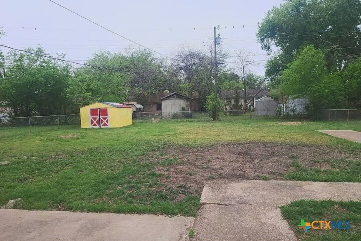 Property Photo:  1306 Duval Drive  TX 76541 