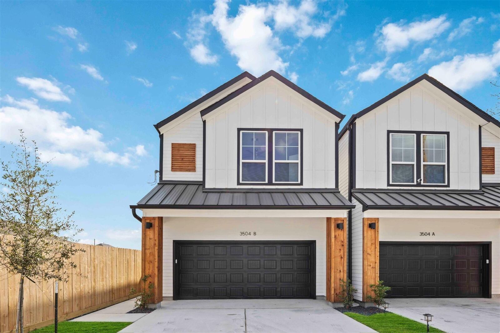 Property Photo:  3504 Caplin Street B  TX 77026 