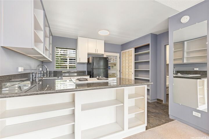 Property Photo: 1002-A Prospect Street 14 HI 96822