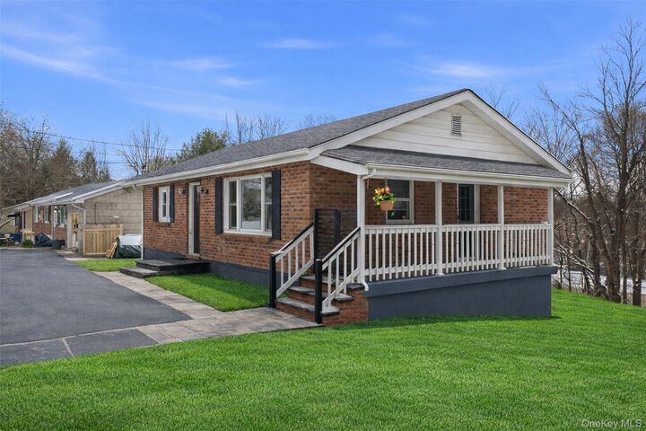 Property Photo:  28 Wileman Avenue  NY 12586 