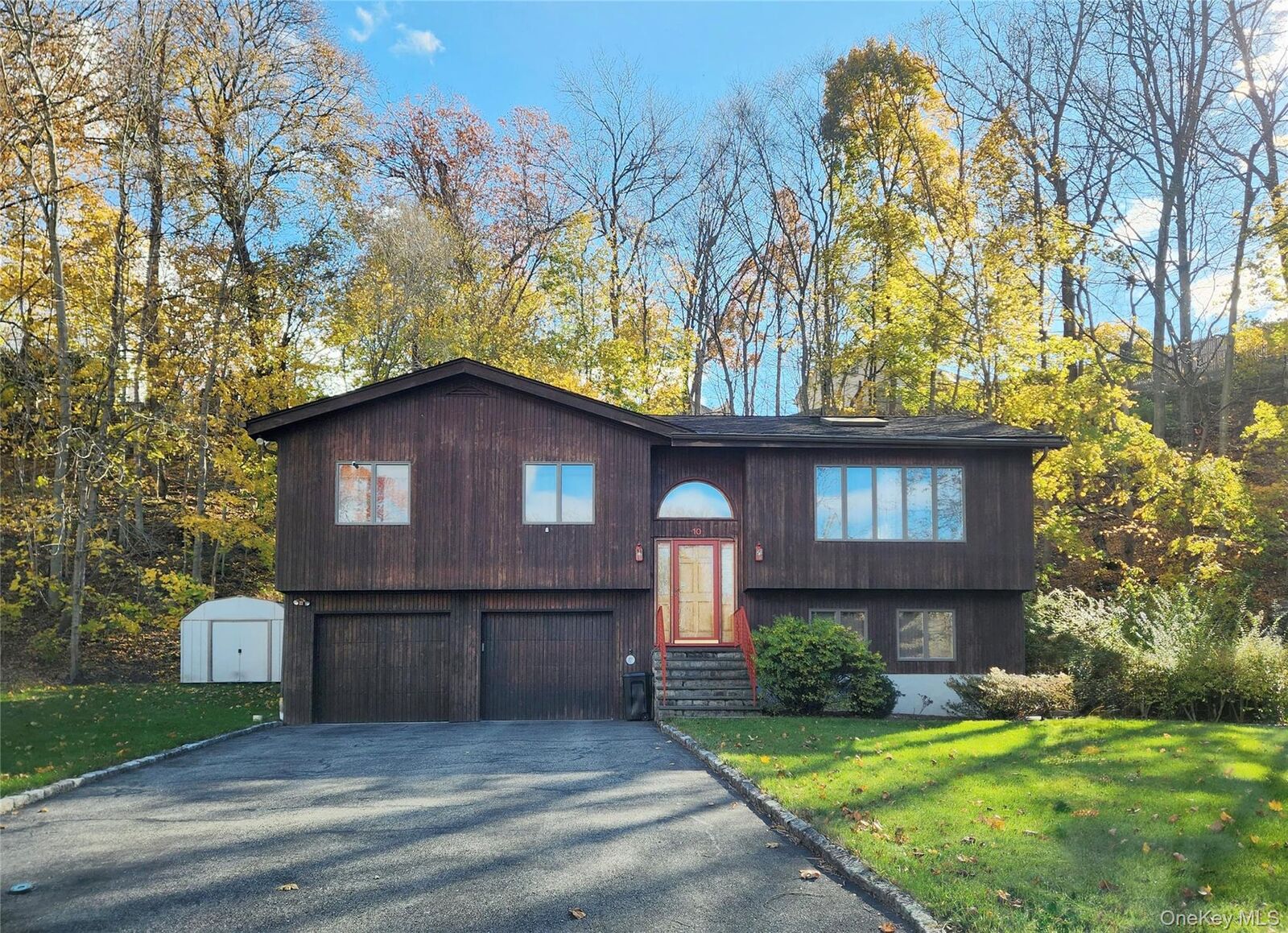 Property Photo:  10 Pine Brook Road  NY 10562 