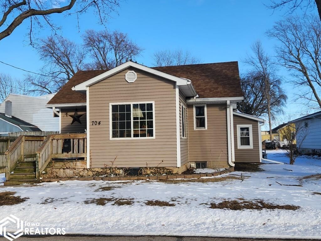 Property Photo:  704 S 13th Street  IA 50428 