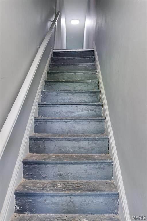 Property Photo:  1404A Granville Place  MO 63112 