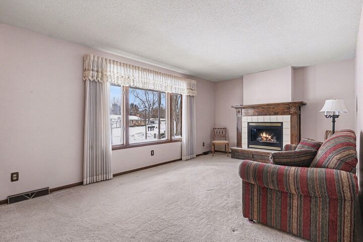 Property Photo: 4108 Crestlane Drive MI 49426