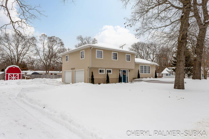 Property Photo: 96 S Dengler Road MI 49442