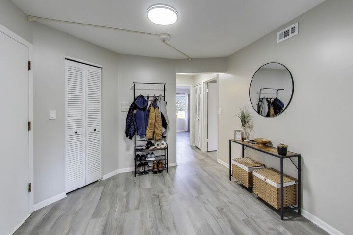 Property Photo:  475 Shenstone Road 104  IL 60546 