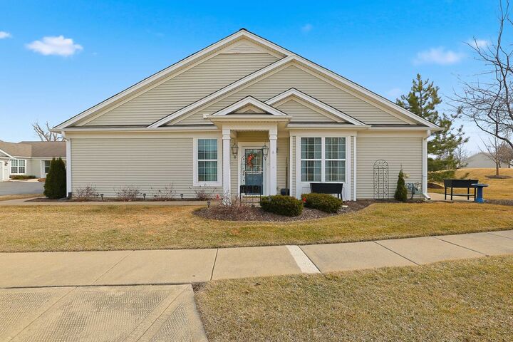 Property Photo:  13370 Arboretum Lane  IL 60142 