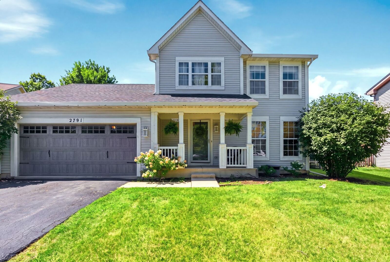 Property Photo: 2791 Squaw Valley Trail IL 60503